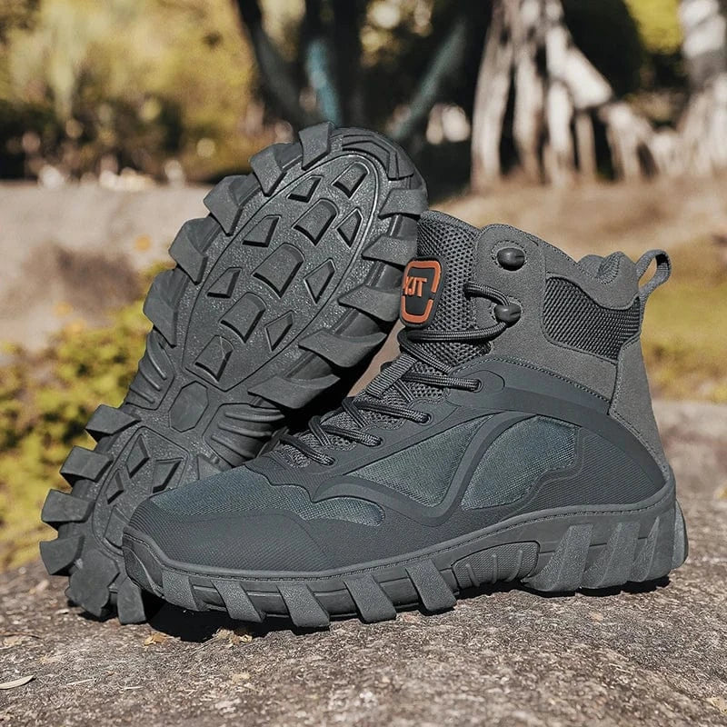 Autumn Men's Boots Breathable Hiking Boots Men's Outdoor Desert Training Boots Non-Slip High Top Boots Men's Plus Size Sneakers