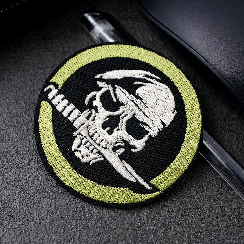 ACTION AIRSOFT 0 Patch crâne pirate 6.0x6.0cm brodé