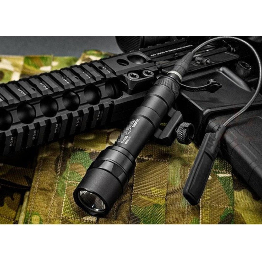 Lampe tactique pour pistolet airsoft SF M600 M600B - ACTION AIRSOFT